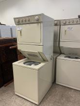 Whirlpool Full Size Stackable Washer Dryer Laundry Units